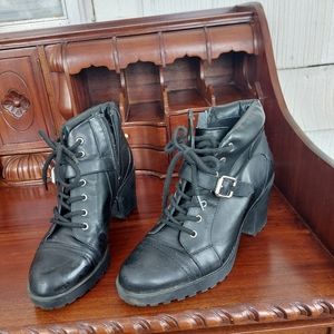 Zip Up Boots